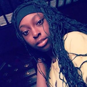 Meet your Posher, Moani